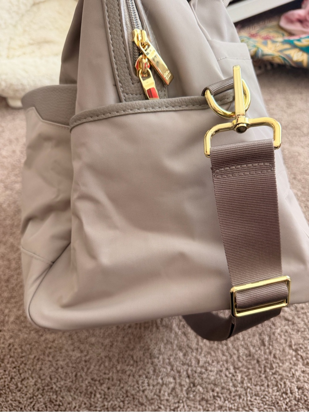 Large Gray travel bag | attaches to luggage bag | Carry on size - Picture 3 of 10